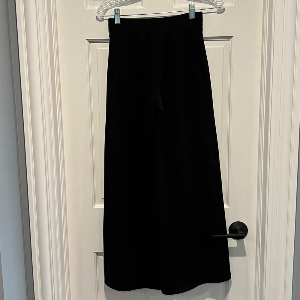 Spanx AirEssentials Striped Track Pant XS Black White Wide Leg Petite Length - Picture 5 of 8